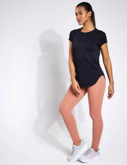 Varley Jade Seamless Tee - Black -The Sports Edit Varley JADE SEAMLESS TEE VAR01334 Black 0002