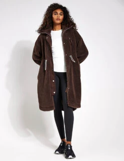 Varley Jones Coat - Coffee Bean -The Sports Edit Varley Jones Coat VAR01095 CB Coffee Bean 0006