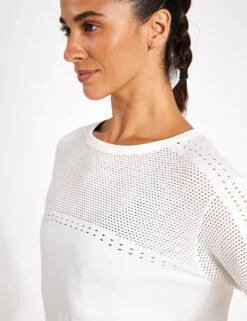 Varley Merrick Seamless Tee - White -The Sports Edit Varley Merrick Seamless Tee VAR01620 W White 0021