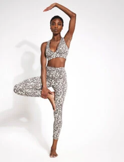 Varley Move Walsh Bra - Roasted Cashew Brushed Spot 9 Varley Move Walsh Bra - Roasted Cashew Brushed Spot -The Sports Edit Varley Move Walsh Bra VAR01919 RCBS Roasted Cashew Brushed Spot 0015