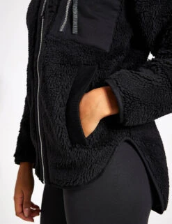 Varley Myla Zip Through Jacket - Black -The Sports Edit Varley Myla Zip Through Jacket VAR01703 Black 0021