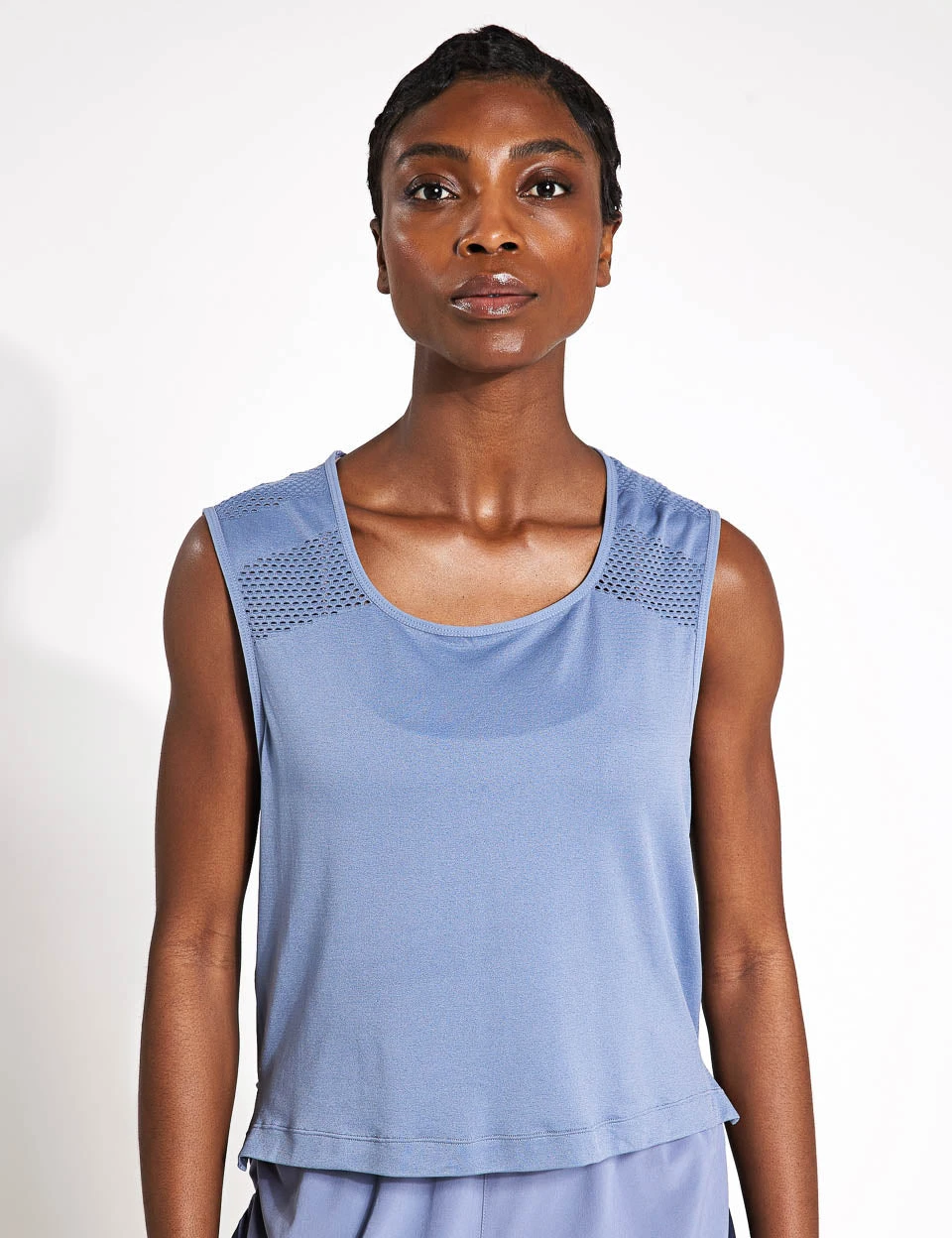 Varley Nova Seamless Crop Tank - Stone Blue 3 Varley Nova Seamless Crop Tank - Stone Blue