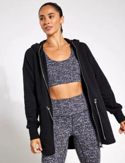 Varley Victoria Hoodie 2.0 - Black 8 Varley Victoria Hoodie 2.0 - Black -The Sports Edit Varley Victoria Hoodie 2 0 VAR01556 Black 0002