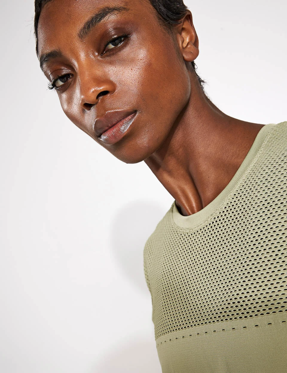 Varley Calloway Boxy Tee - Tea 5 Varley Calloway Boxy Tee - Tea - Image 3