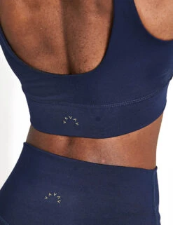 Varley FreeSoft Cori Bra - Sky Captain -The Sports Edit Varley freesoft cori bra sky captain VAR01856 SKYS 0028