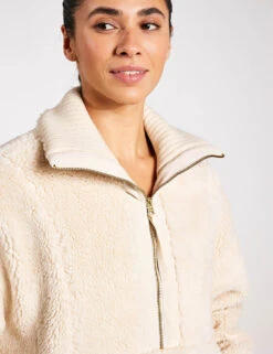 Varley Posey Sherpa Jacket - Sandshell -The Sports Edit Varley posey sherpa jacket VAR01851 SAND sandshell 0017