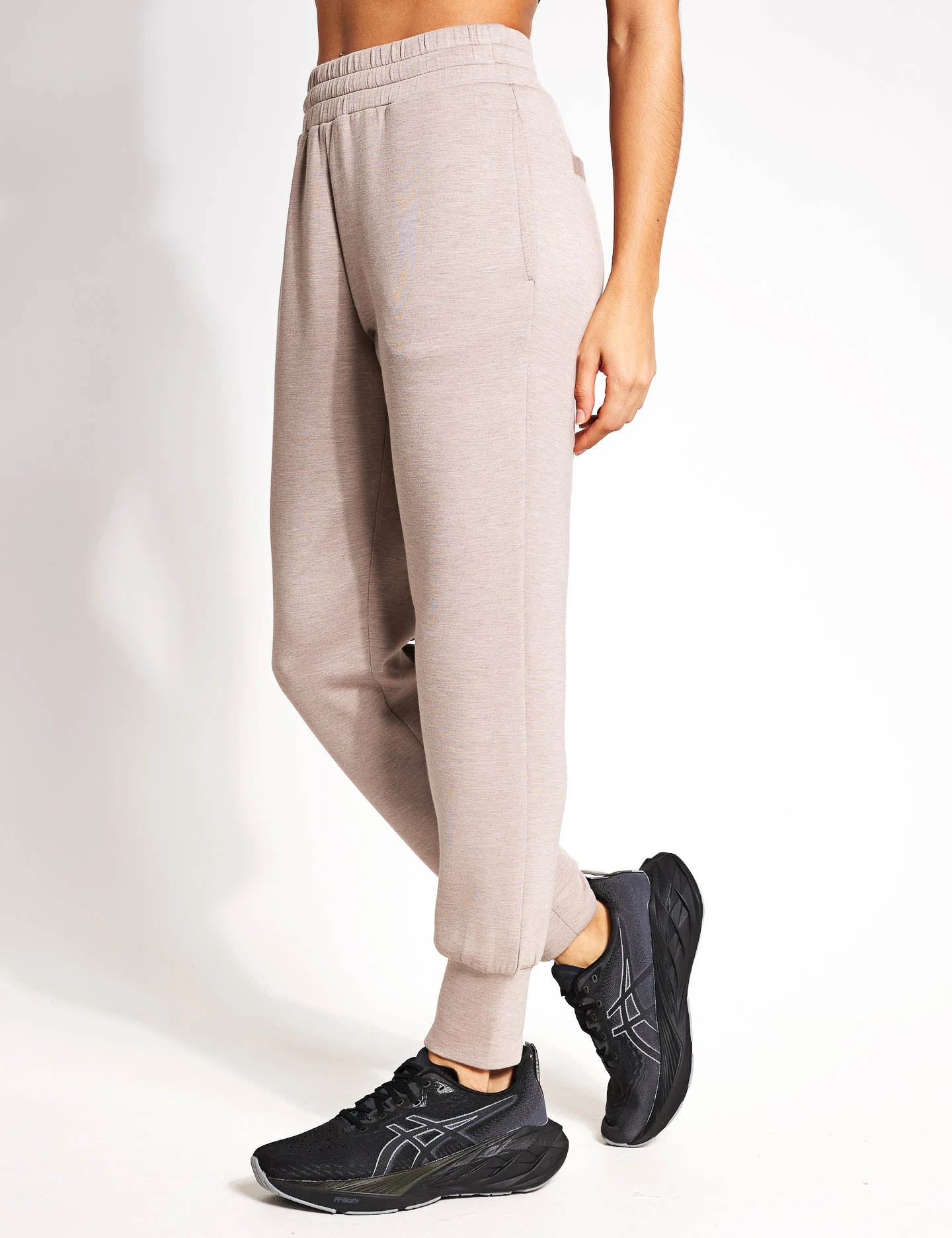 Varley The Slim Cuff Pant 27.5" - Taupe Marl 3 Varley The Slim Cuff Pant 27.5" - Taupe Marl