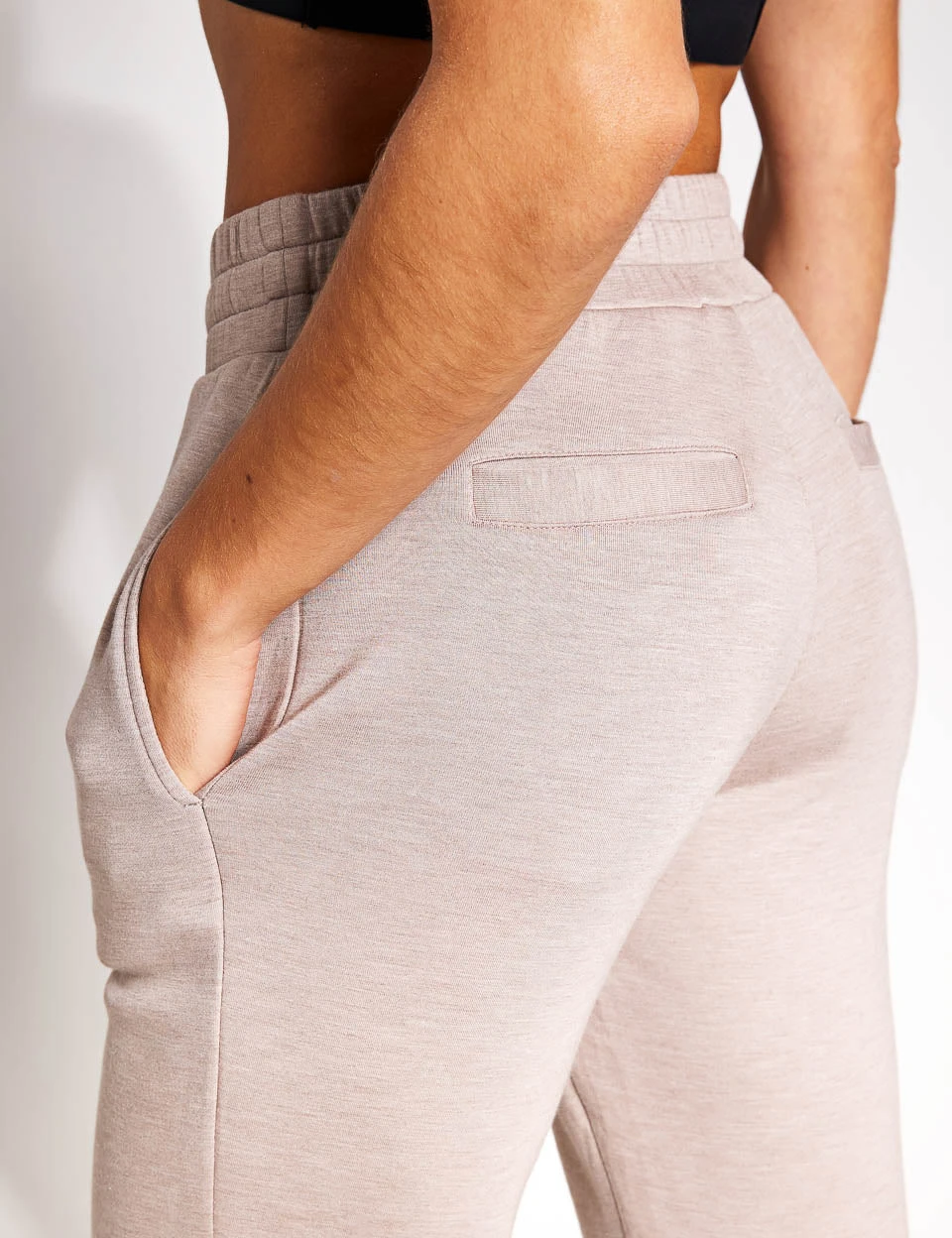 Varley The Slim Cuff Pant 27.5" - Taupe Marl 5 Varley The Slim Cuff Pant 27.5" - Taupe Marl - Image 3