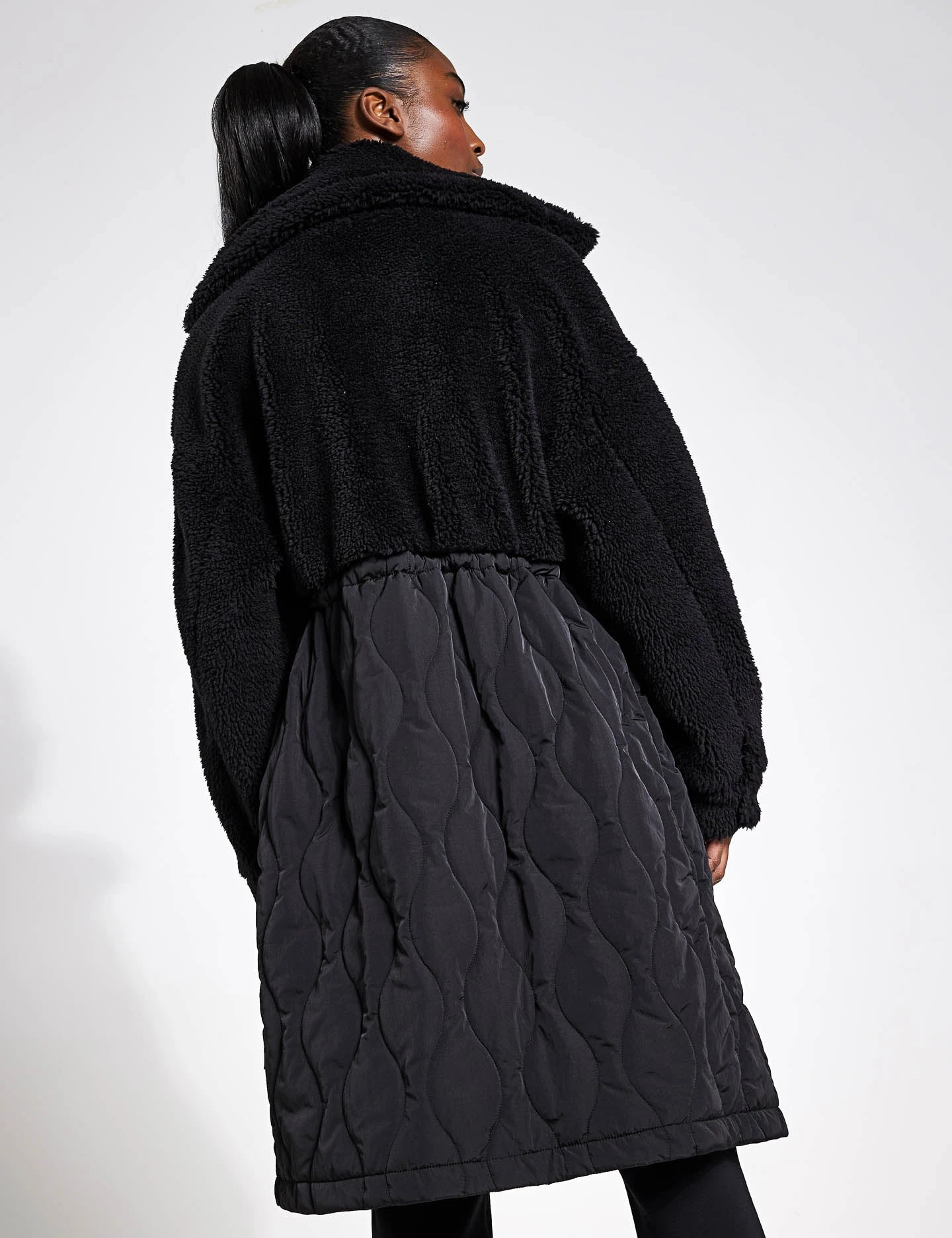 Varley Walsh Quilt Sherpa Coat - Black 4 Varley Walsh Quilt Sherpa Coat - Black - Image 2
