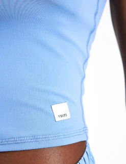 Vuori Daily Crop - Isle Blue -The Sports Edit Vuori Daily Crop VW1027 IBL Isle Blue 0043