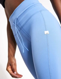 Vuori Daily Legging - Isle Blue 8 Vuori Daily Legging - Isle Blue -The Sports Edit Vuori Daily Legging VW323 IBL Isle Blue 0004