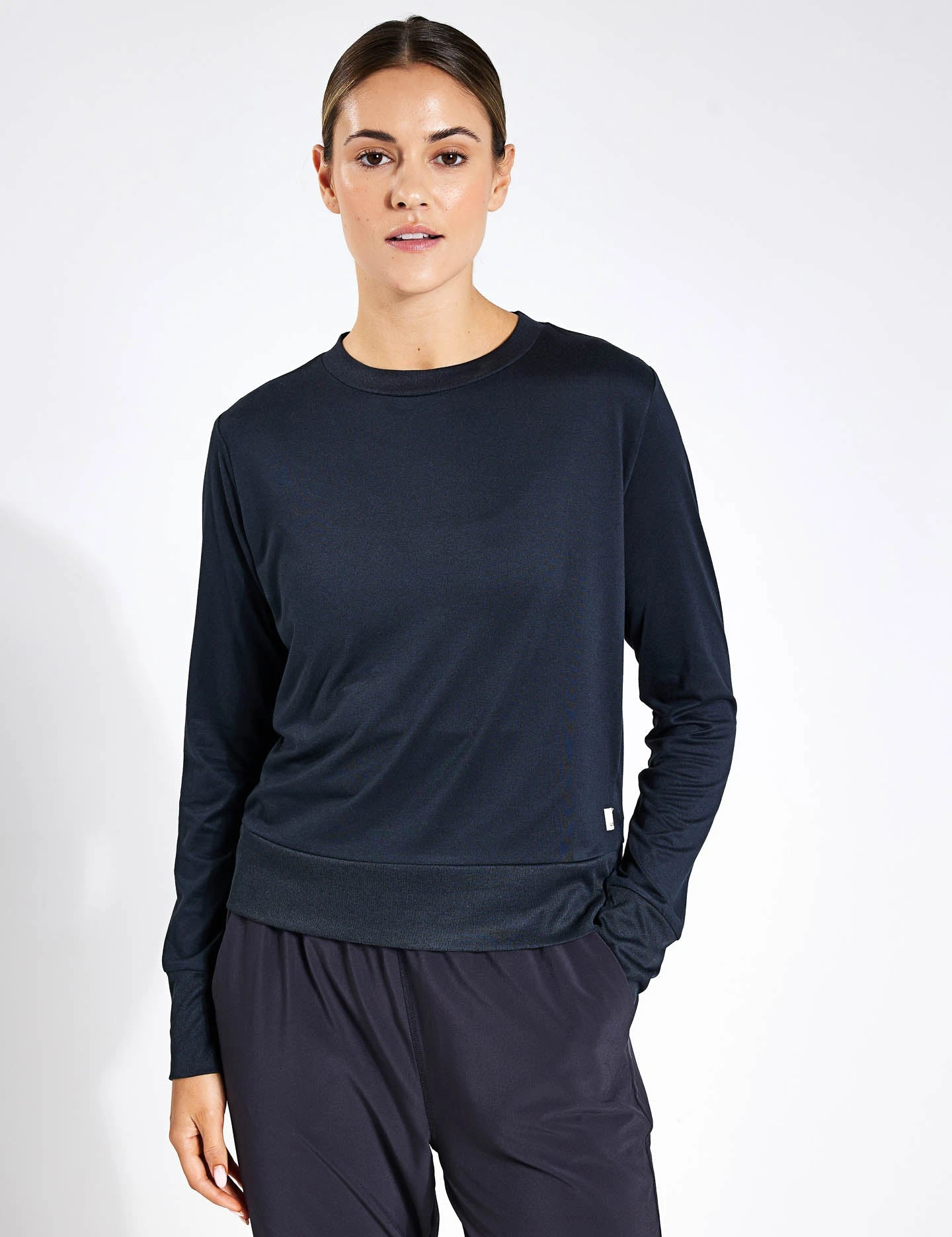 Vuori Daydream Crew - Black Heather 3 Vuori Daydream Crew - Black Heather