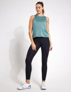 Vuori Energy Top - Iron Heather 10 Vuori Energy Top - Iron Heather -The Sports Edit Vuori Energy Top VW123 HIR Iron Heather 0014