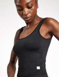 Vuori Halo Essential Tank - Black Heather -The Sports Edit Vuori Halo Essential Tank VW1089 HBK Black Heather 0003