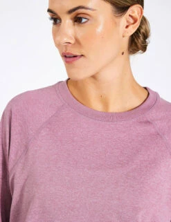 Vuori Long-Sleeve Halo Crew - Orchid Heather 9 Vuori Long-Sleeve Halo Crew - Orchid Heather -The Sports Edit Vuori L S Halo Crew VW241 HOD Orchid Heather 0004