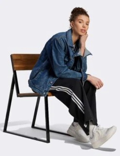 ADIDAS Essentials 3-Stripes French Terry Wide Joggers - Black/White 12 ADIDAS Essentials 3-Stripes French Terry Wide Joggers - Black/White -The Sports Edit adidas essentials 3 stripes french terry wide joggers black white hz5747 5