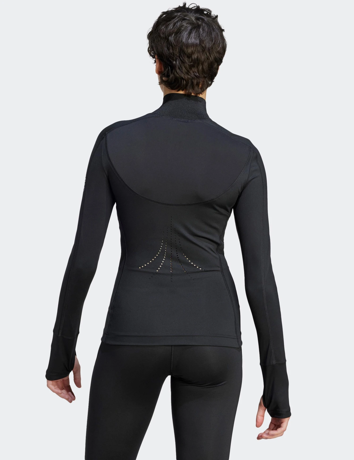 TruePurpose Training Midlayer Jacket - Black 4 TruePurpose Training Midlayer Jacket - Black - Image 2