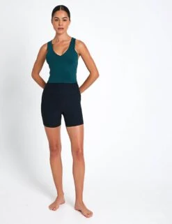 Airbrush Real Bra Tank - Midnight Green 9 Airbrush Real Bra Tank - Midnight Green -The Sports Edit alo Airbrush Real Bra Tank Midnight Green W9587RXS 0010