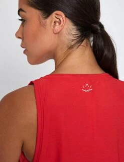 Beyond Yoga Featherweight Rebalance Tank - Candy Apple Red Heather 8 Beyond Yoga Featherweight Rebalance Tank - Candy Apple Red Heather -The Sports Edit beyond yoga Featherweight Rebalance Tank Candy Apple Red Heather LWSD4612 CNDARS 0005
