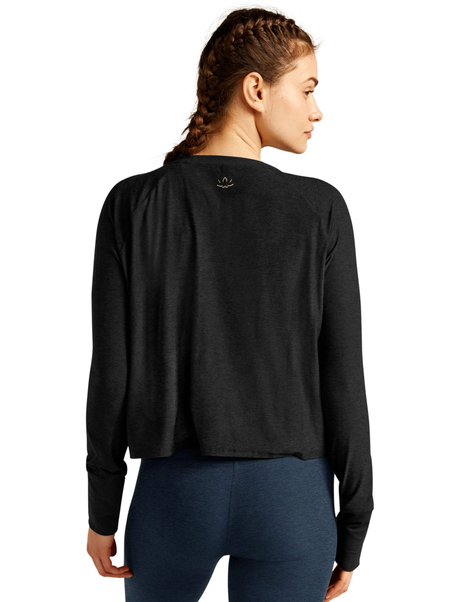 Beyond Yoga Featherweight Daydreamer Pullover - Darkest Night 4 Beyond Yoga Featherweight Daydreamer Pullover - Darkest Night - Image 2