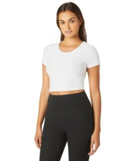 Beyond Yoga Featherweight Perspective Cropped Tee - Cloud White -The Sports Edit beyond yoga featherweight perspective cropped tee cloud white LWSD7842 5