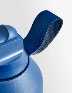 Series 2 Flip Water Bottle 500ml - Whale -The Sports Edit chillys series 2 flip water bottle whale 500ml 1 3