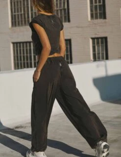 Hot Shot Crossover Set - Black 16 Hot Shot Crossover Set - Black -The Sports Edit free people movement hot shot crossover set black ob1891907 0010 7