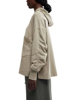 Hot Shot Hooded Layer - Sage Stone -The Sports Edit free people movement hot shot hooded layer sage stone ob2121148 3331 2