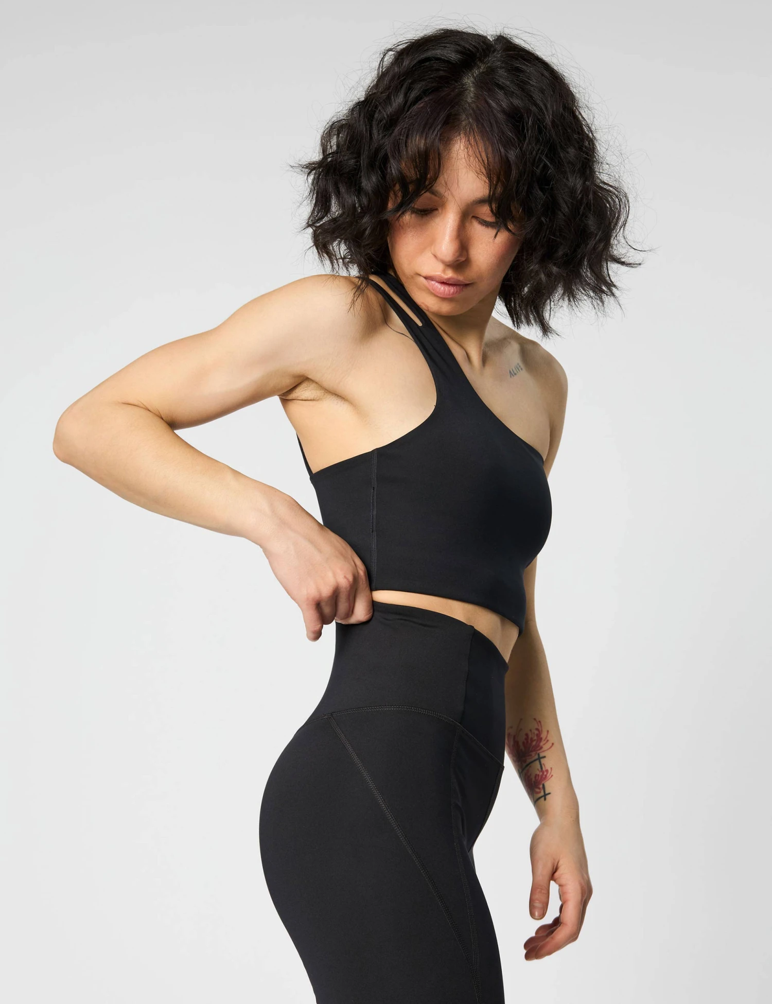 Uma One Shoulder Bra - Black 5 Uma One Shoulder Bra - Black - Image 3