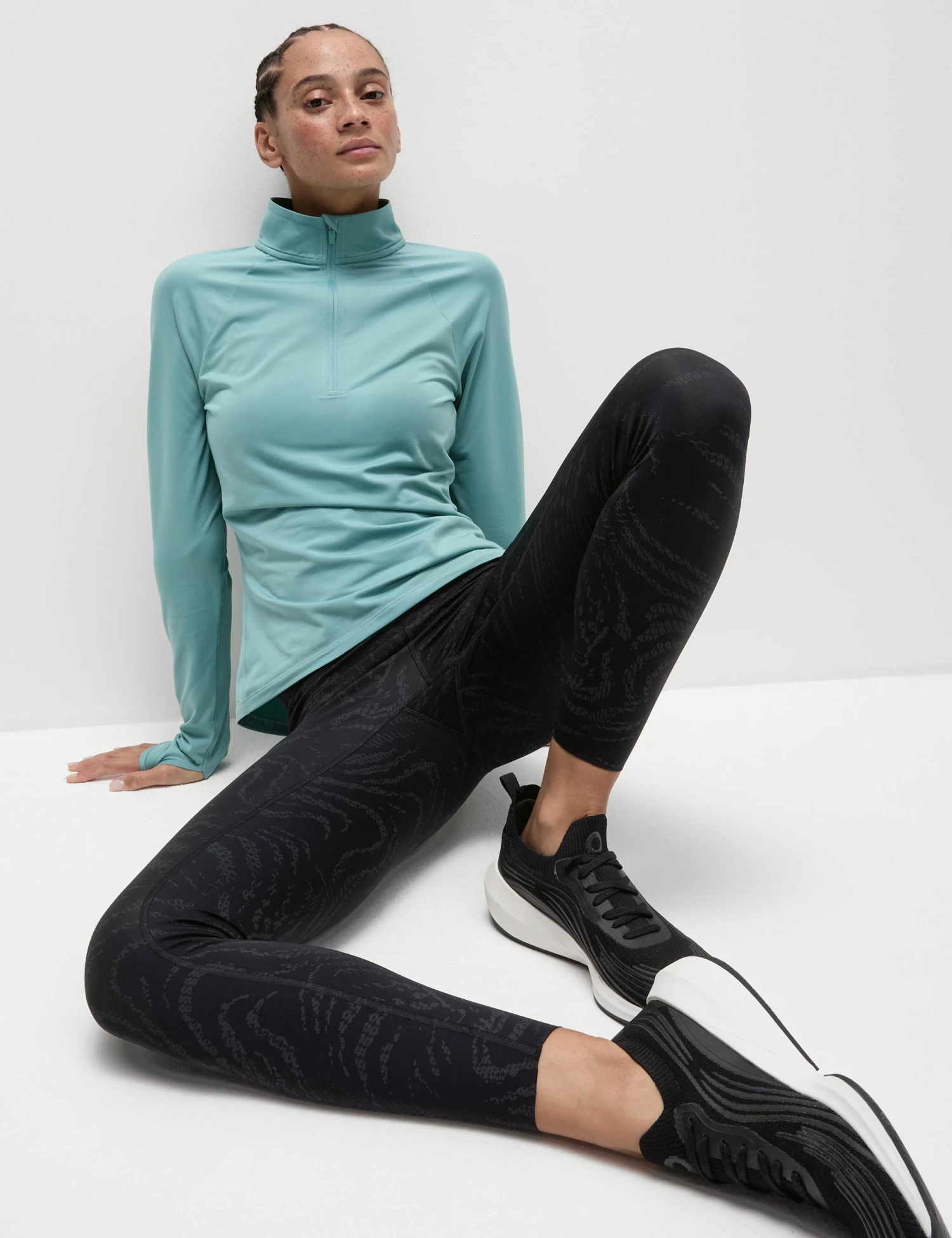 Go Move Reflective Gym Leggings - Black/Silver 6 Go Move Reflective Gym Leggings - Black/Silver - Image 4