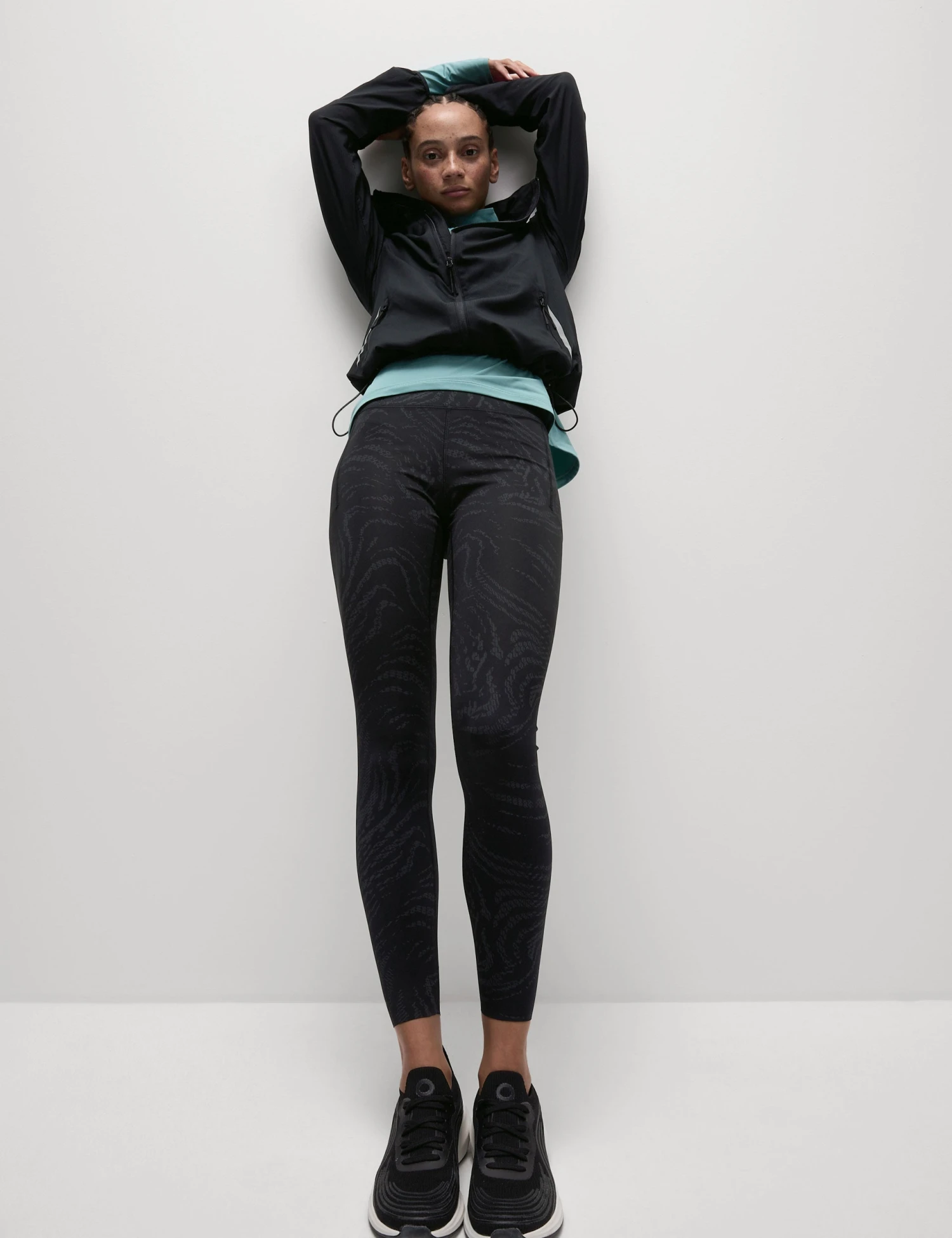 Go Move Reflective Gym Leggings - Black/Silver 8 Go Move Reflective Gym Leggings - Black/Silver - Image 6