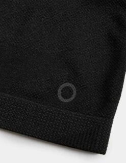 Scoop Neck Seamless Fitted Crop Top - Black -The Sports Edit goodmove scoop neck seamless fitted crop top black T51 5766 4