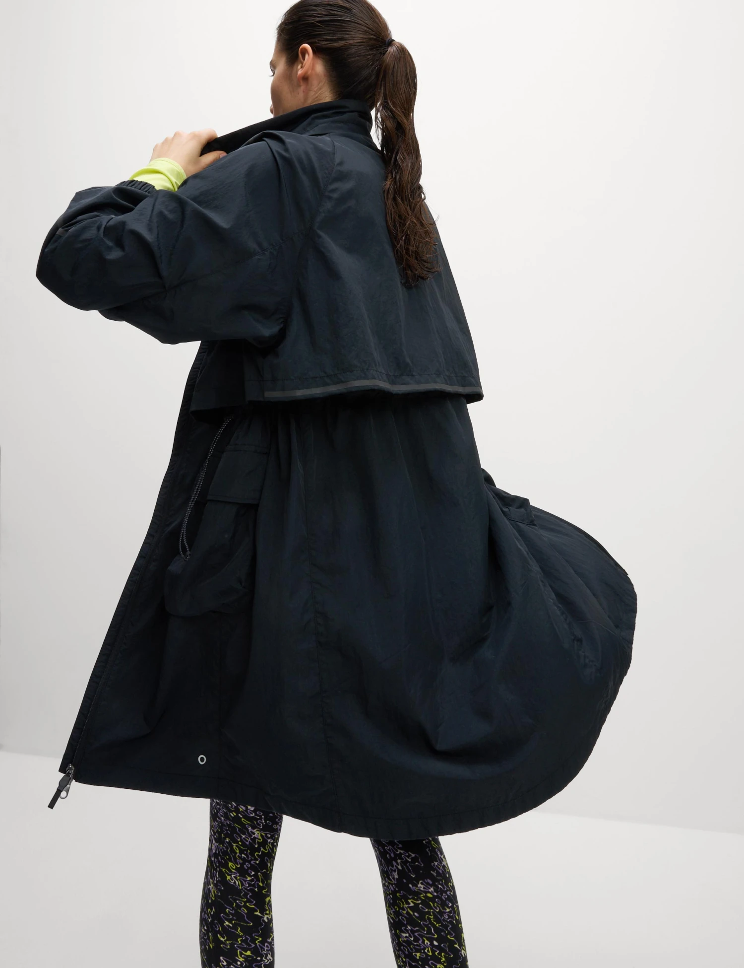 Stormwear Lightweight Packable Hooded Parka - Black 7 Stormwear Lightweight Packable Hooded Parka - Black - Image 5