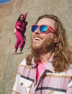 Goodr Flamingos On A Booze Cruise - Pink -The Sports Edit goodr sunglasses flamingos on a booze cruise pink 3