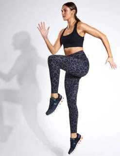 Clara Bra - Tarmac Black -The Sports Edit lilybod clara bra tarmac black ll20 b 2