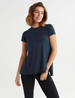 Kendall Tee - Sky Captain -The Sports Edit lilybod kendall tee sky captain 2