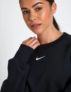 Nike Sportswear Phoenix Fleece Oversized Sweatshirt - Black/Sail -The Sports Edit nike Sportswear Phoenix Fleece Oversized Sweatshirt Black Sail FZ4270 010S 0027