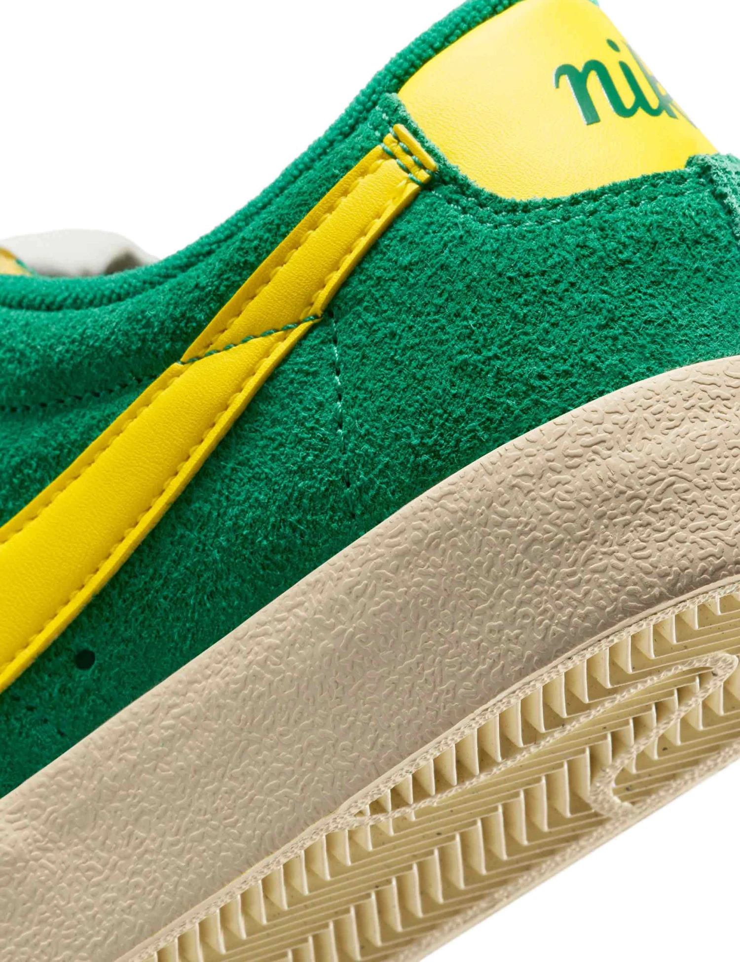 Nike Blazer Low '77 Vintage Shoes - Malachite/Lightening/Muslin/Sail 10 Nike Blazer Low '77 Vintage Shoes - Malachite/Lightening/Muslin/Sail - Image 8