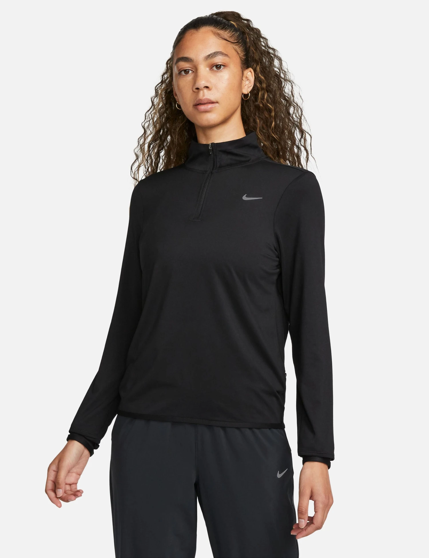 Nike Dri-FIT Swift Element UV 1/4-Zip Running Top - Black/Reflective Silver 3 Nike Dri-FIT Swift Element UV 1/4-Zip Running Top - Black/Reflective Silver