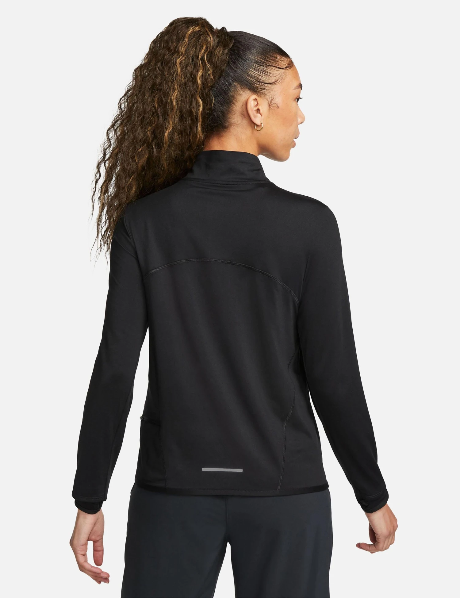Nike Dri-FIT Swift Element UV 1/4-Zip Running Top - Black/Reflective Silver 4 Nike Dri-FIT Swift Element UV 1/4-Zip Running Top - Black/Reflective Silver - Image 2