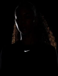 Nike Dri-FIT Swift Element UV Crew Neck Top - Black/Reflective Silver -The Sports Edit nike dri fit swift element uv crew neck top black silver fb4297 010 4