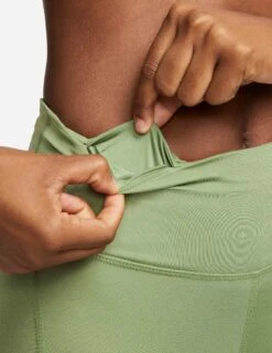 Nike Epic Fast Pocket Running Leggings - Oil Green/Reflective Silver 11 Nike Epic Fast Pocket Running Leggings - Oil Green/Reflective Silver -The Sports Edit nike epic fast pocket running leggings green silver CZ9240 386 4