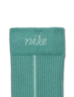 Nike Everyday Plus Lightweight Crew Socks (2-Pair) - White/Green -The Sports Edit nike everyday plus lightweight crew socks 2 pair white green hq7762 904 3