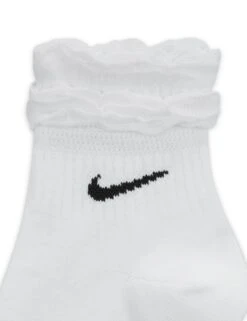 Nike Everyday Training Ankle Socks - White/Black -The Sports Edit nike everyday training ankle socks white black dh5485 100 5