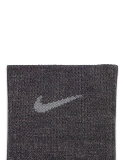 Nike Everyday Wool Cushioned Crew Socks (2 Pairs) - Grey/Beige -The Sports Edit nike everyday wool cushioned crew socks 2 pairs grey beige dq6394 902 3