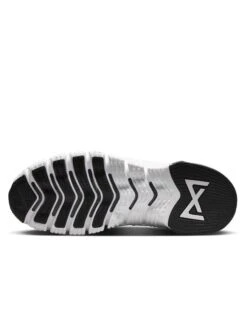 Nike Free Metcon 5 Shoes - Black/White/Anthracite -The Sports Edit nike free metcon 5 shoes black white anthracite dv3950 001 2