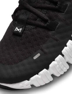 Nike Free Metcon 5 Shoes - Black/White/Anthracite -The Sports Edit nike free metcon 5 shoes black white anthracite dv3950 001 3