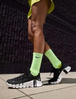 Nike Free Metcon 5 Shoes - Black/White/Anthracite -The Sports Edit nike free metcon 5 shoes black white anthracite dv3950 001 4