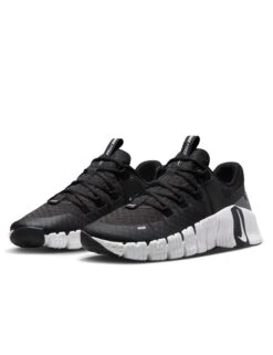 Nike Free Metcon 5 Shoes - Black/White/Anthracite -The Sports Edit nike free metcon 5 shoes black white anthracite dv3950 001 6