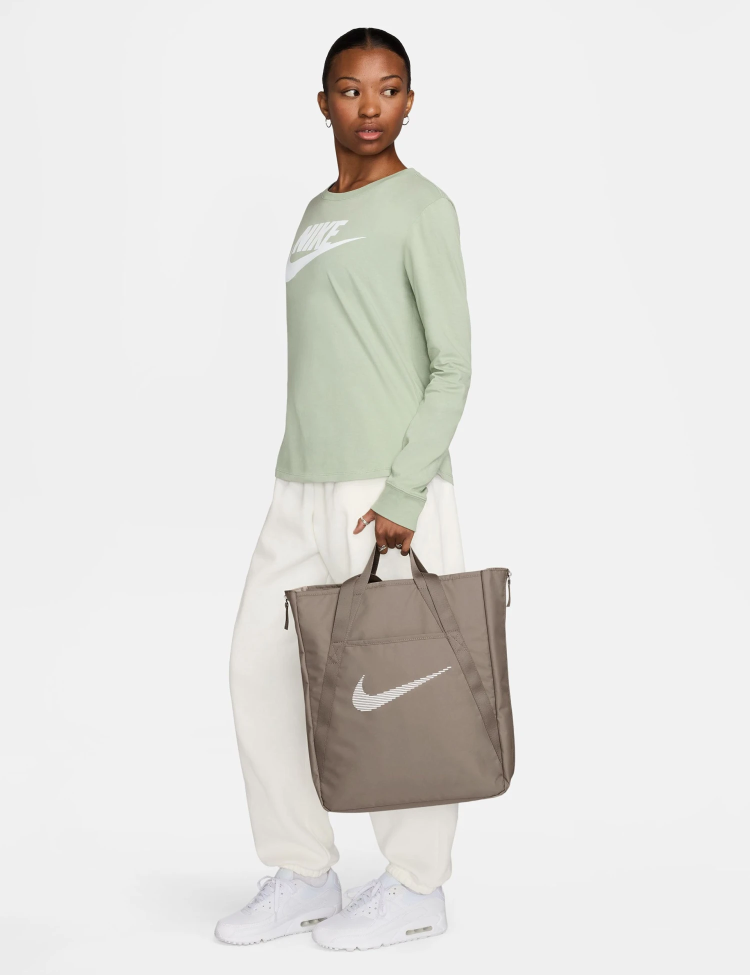 Nike Gym Tote - Mink Brown/White 7 Nike Gym Tote - Mink Brown/White - Image 5